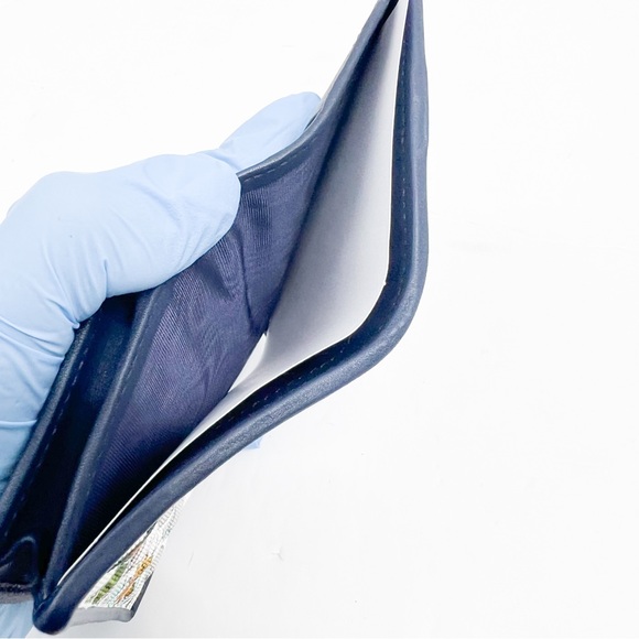 GUCCI Zumi Flora Compact Card Holder Flora Print Compact Wallet😳🔥🔥 - Picture 14 of 15